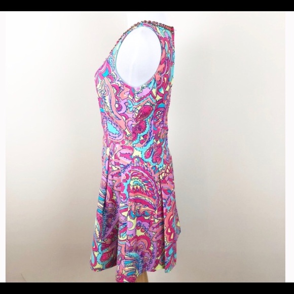 Lilly Pulitzer Dress. - Picture 3 of 4